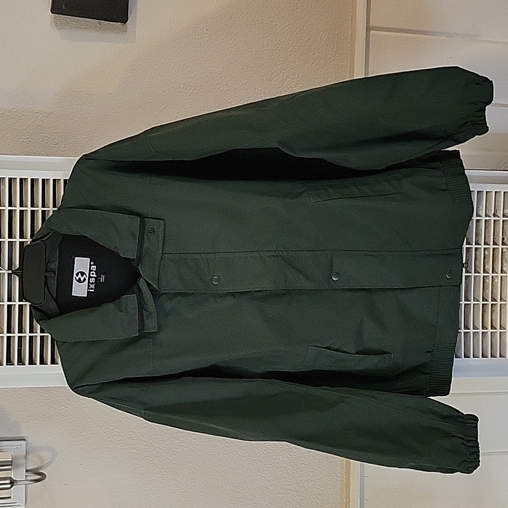 Ixspa Golf Windbreaker